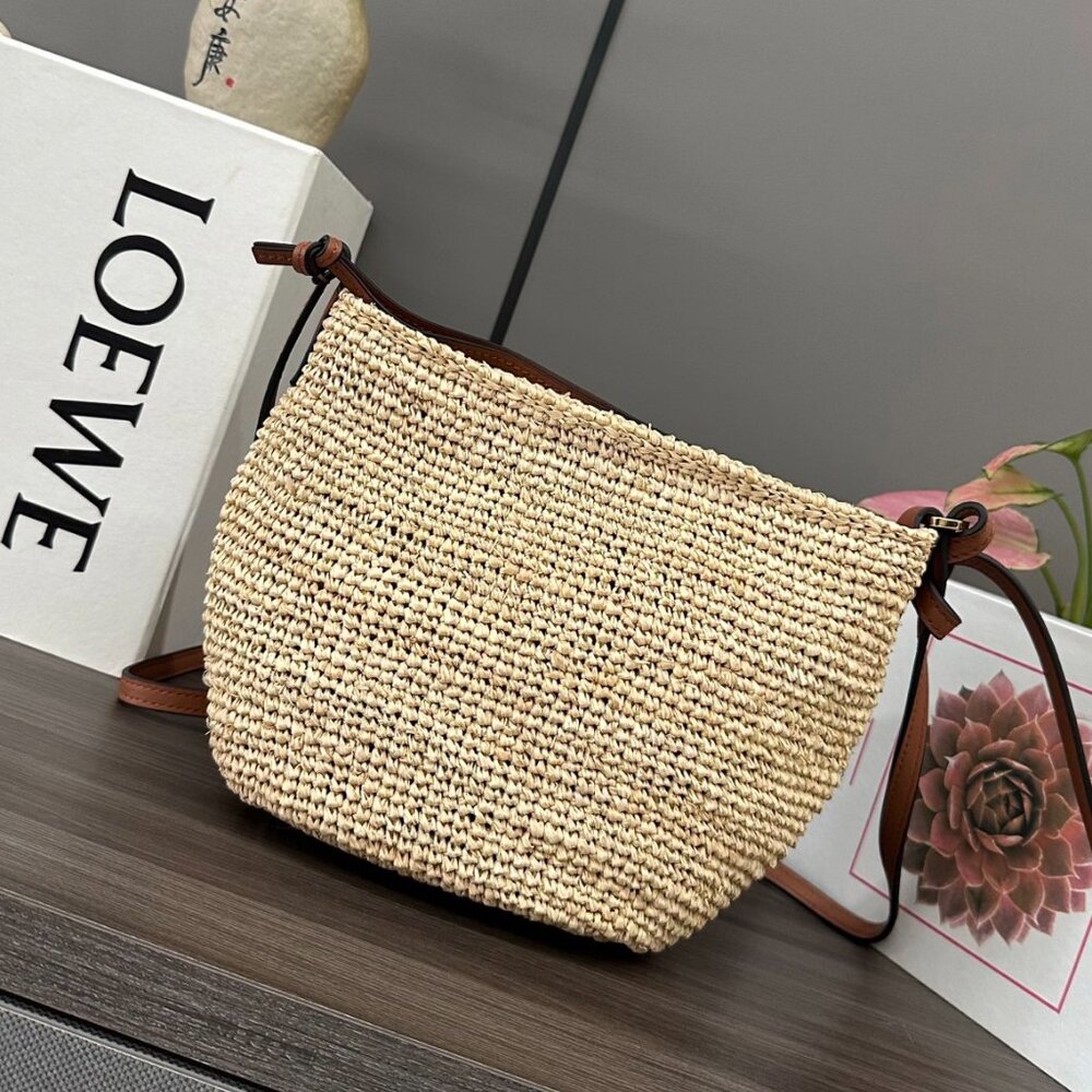 Loewe Raffia Woven Paula's Ibiza Crossbody Bag - Picture 3 of 9